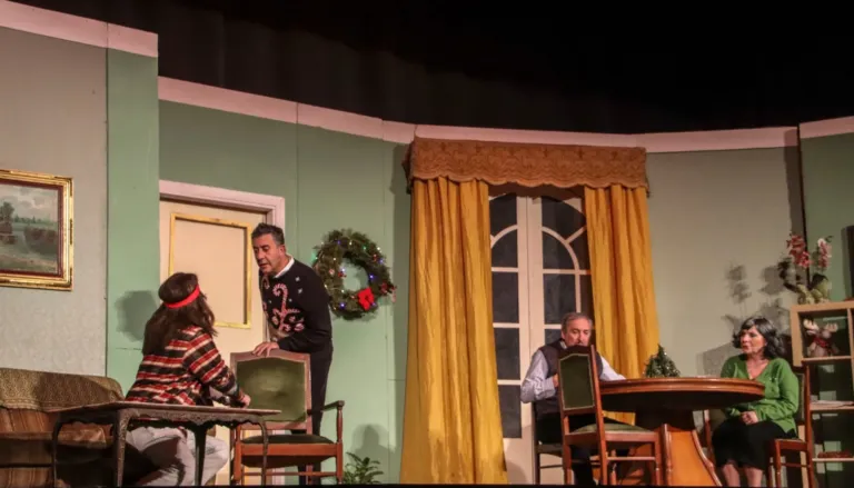 Roba da matti, Compagnia Teatrale Jonica: foto di scena