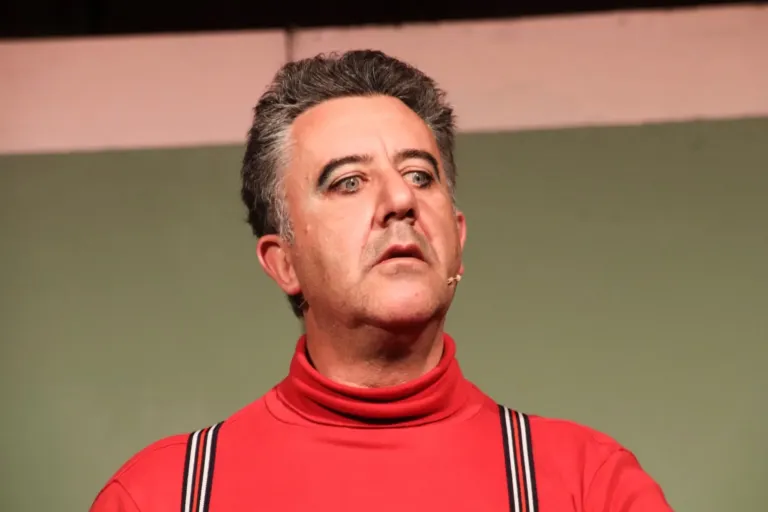Roba da matti, Compagnia Teatrale Jonica: foto di scena