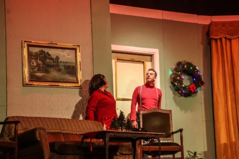Roba da matti, Compagnia Teatrale Jonica: foto di scena