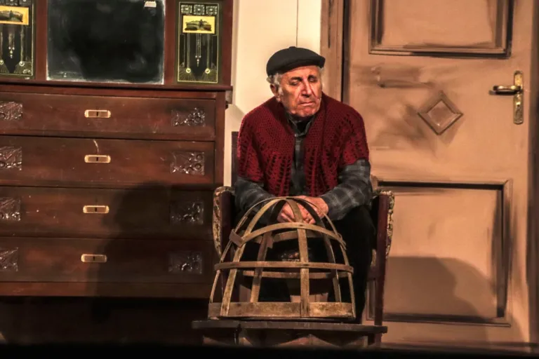 Scuru, Compagnia Teatrale Jonica: foto di scena