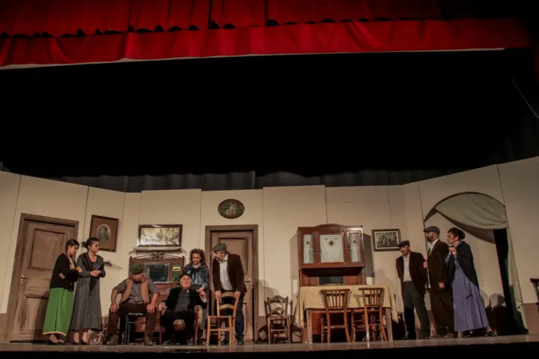Scuru, Compagnia Teatrale Jonica: foto di scena