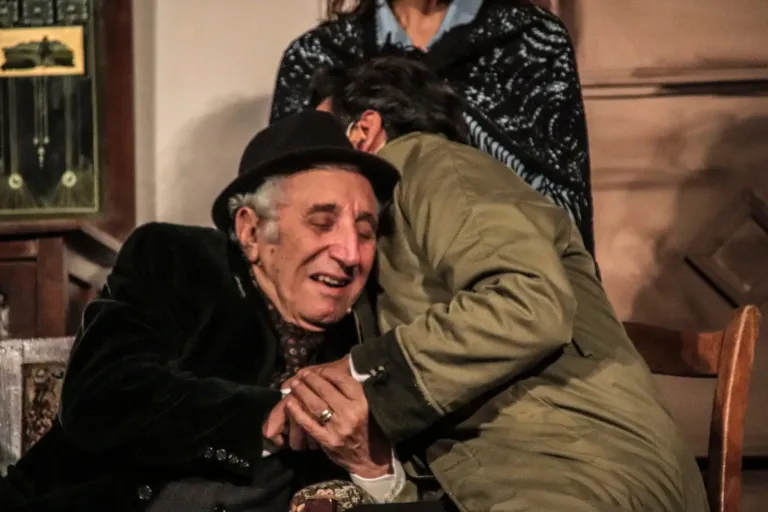 Scuru, Compagnia Teatrale Jonica: foto di scena