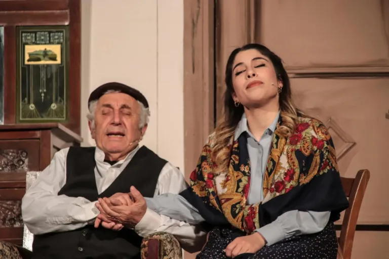 Scuru, Compagnia Teatrale Jonica: foto di scena