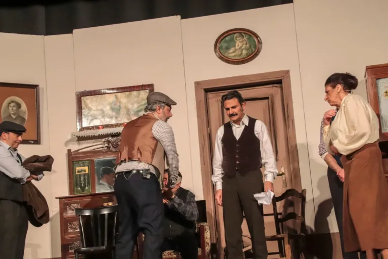 Scuru, Compagnia Teatrale Jonica: foto di scena