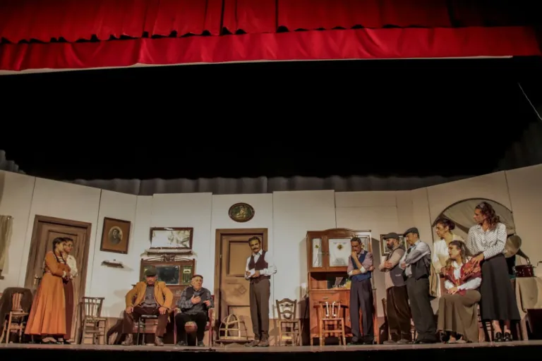 Scuru, Compagnia Teatrale Jonica: foto di scena