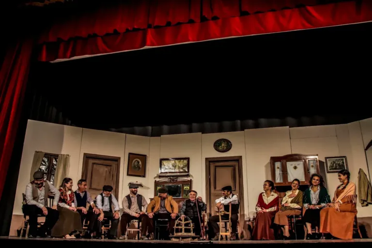 Scuru, Compagnia Teatrale Jonica: foto di scena