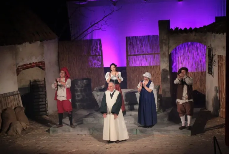L'arte della beffa, Compagnia Teatrale Jonica: foto di scena