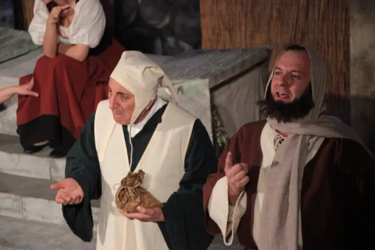 L'arte della beffa, Compagnia Teatrale Jonica: foto di scena