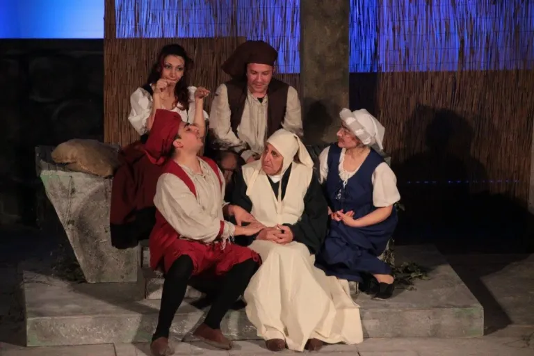 L'arte della beffa, Compagnia Teatrale Jonica: foto di scena