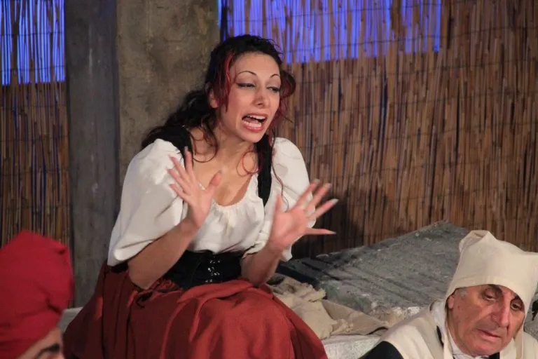 L'arte della beffa, Compagnia Teatrale Jonica: foto di scena