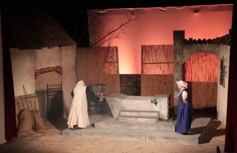 L'arte della beffa, Compagnia Teatrale Jonica: foto di scena