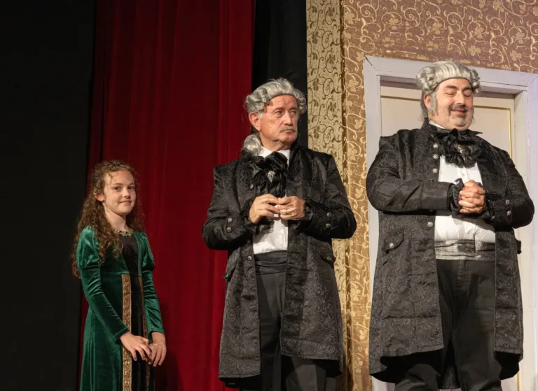 Il malato immaginario, Compagnia Teatrale Jonica: foto di scena