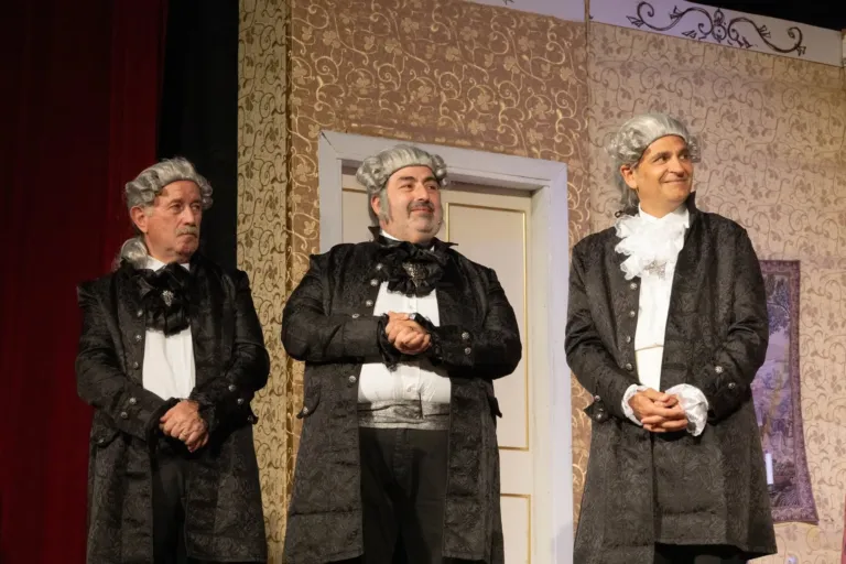 Il malato immaginario, Compagnia Teatrale Jonica: foto di scena