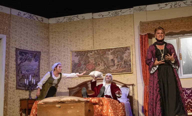 Il malato immaginario, Compagnia Teatrale Jonica: foto di scena