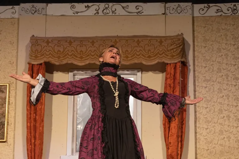 Il malato immaginario, Compagnia Teatrale Jonica: foto di scena