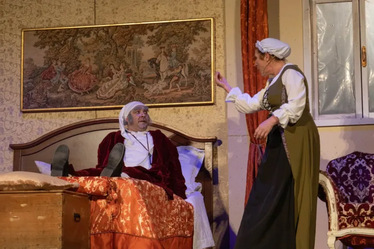 Il malato immaginario, Compagnia Teatrale Jonica: foto di scena