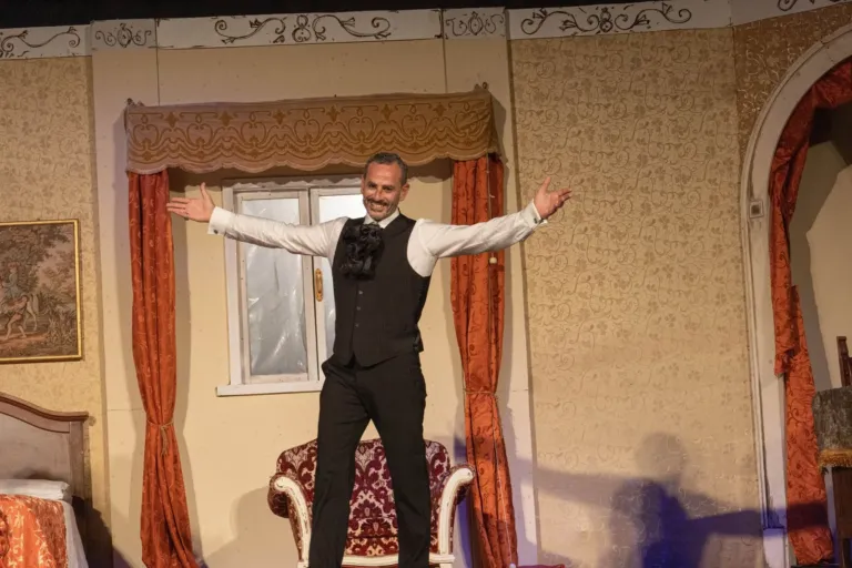 Il malato immaginario, Compagnia Teatrale Jonica: foto di scena