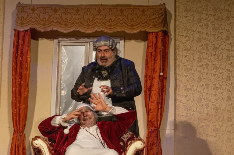 Il malato immaginario, Compagnia Teatrale Jonica: foto di scena