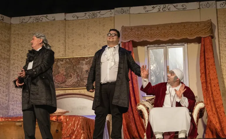 Il malato immaginario, Compagnia Teatrale Jonica: foto di scena
