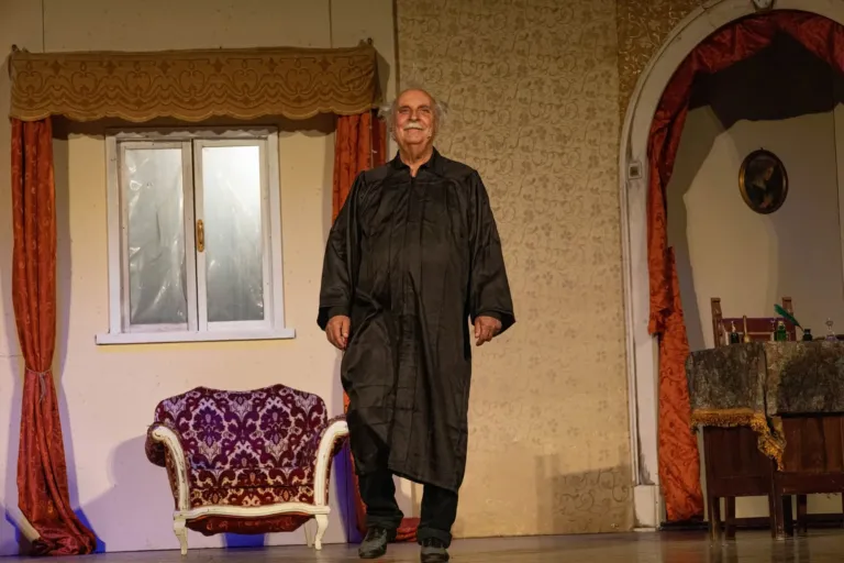 Il malato immaginario, Compagnia Teatrale Jonica: foto di scena