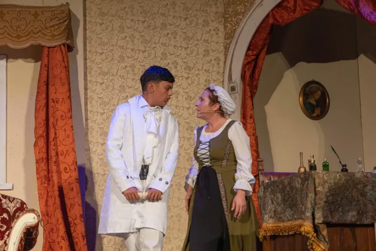 Il malato immaginario, Compagnia Teatrale Jonica: foto di scena