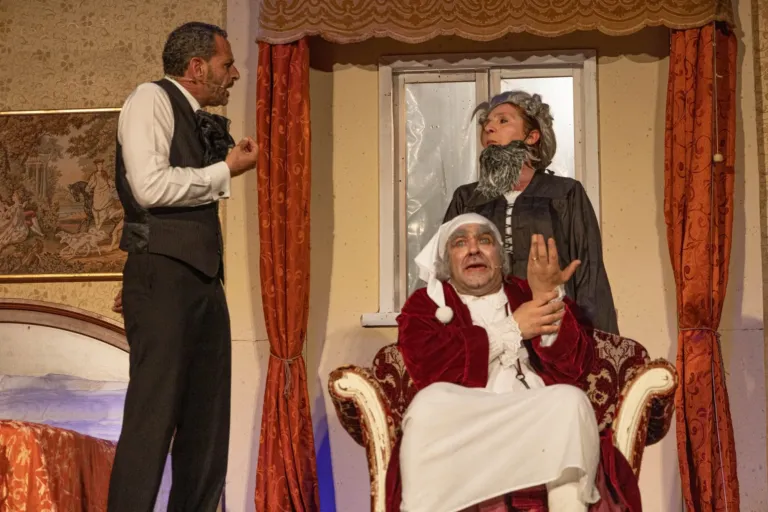 Il malato immaginario, Compagnia Teatrale Jonica: foto di scena