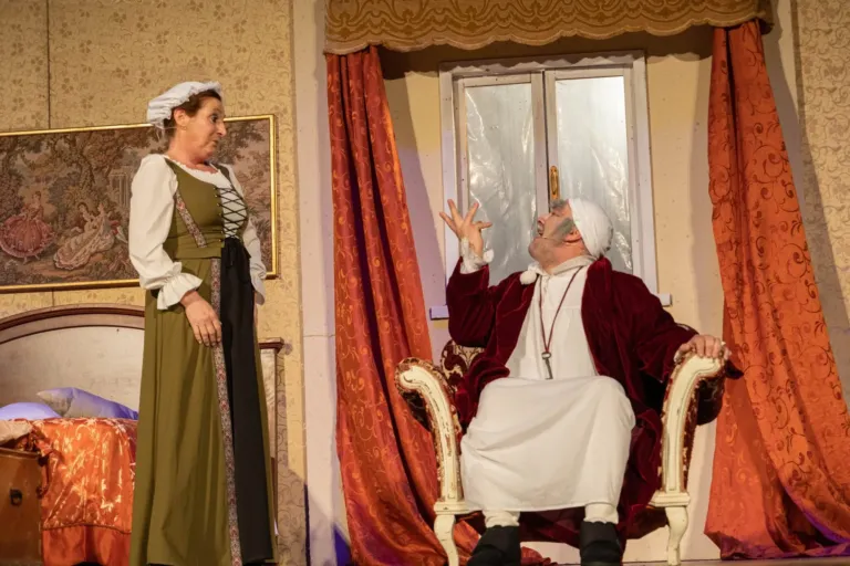 Il malato immaginario, Compagnia Teatrale Jonica: foto di scena