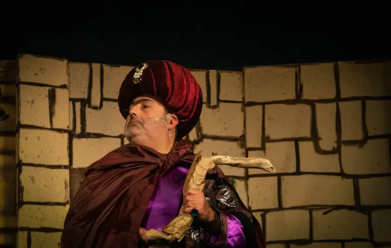 Le fortune di Tofulu, Compagnia Teatrale Jonica: foto di scena