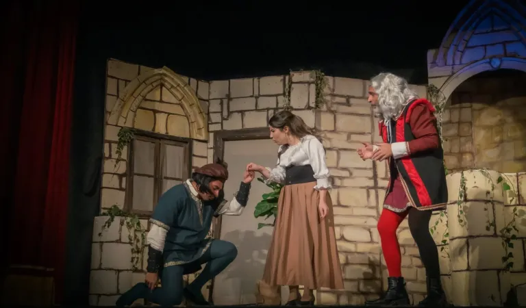 Le fortune di Tofulu, Compagnia Teatrale Jonica: foto di scena