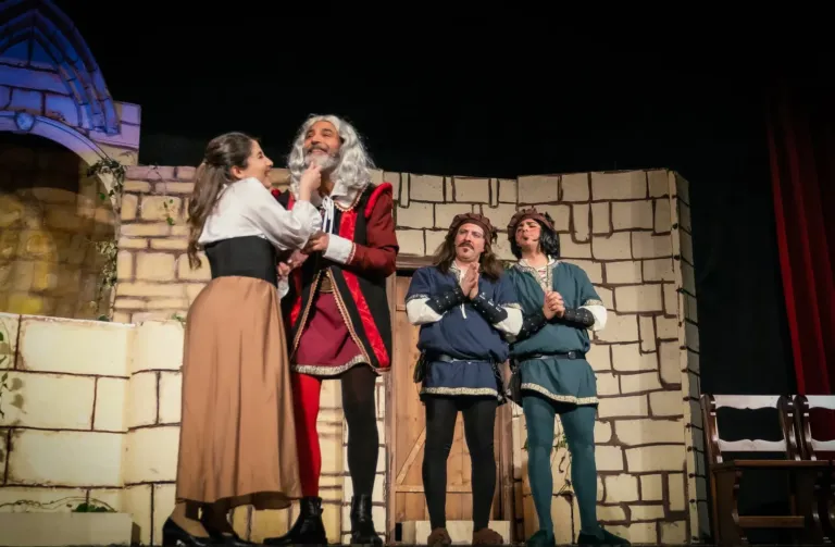 Le fortune di Tofulu, Compagnia Teatrale Jonica: foto di scena