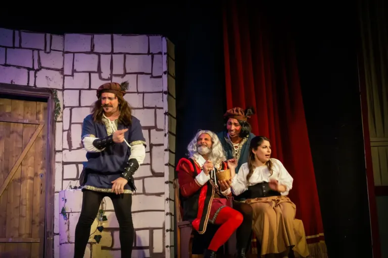 Le fortune di Tofulu, Compagnia Teatrale Jonica: foto di scena