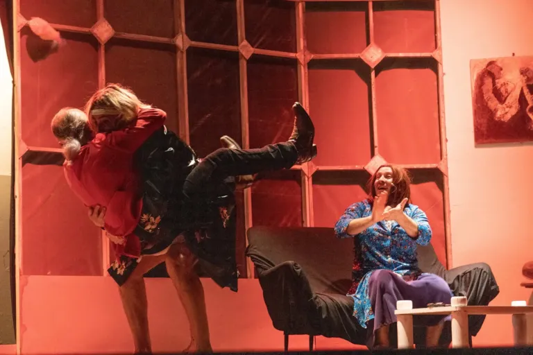 Mia moglie si chiama Enzo, Compagnia Teatrale Jonica: foto di scena