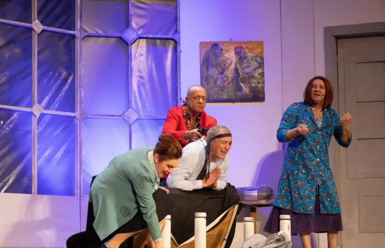 Mia moglie si chiama Enzo, Compagnia Teatrale Jonica: foto di scena