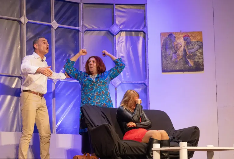 Mia moglie si chiama Enzo, Compagnia Teatrale Jonica: foto di scena
