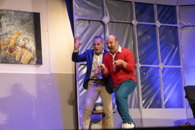 Mia moglie si chiama Enzo, Compagnia Teatrale Jonica: foto di scena