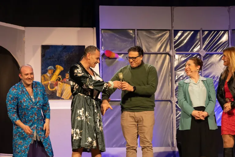 Mia moglie si chiama Enzo, Compagnia Teatrale Jonica: foto di scena