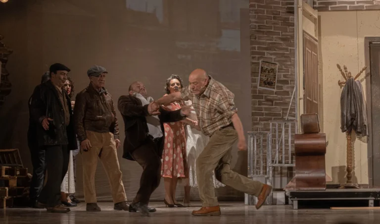 Uno sguardo dal ponte, foto di scena