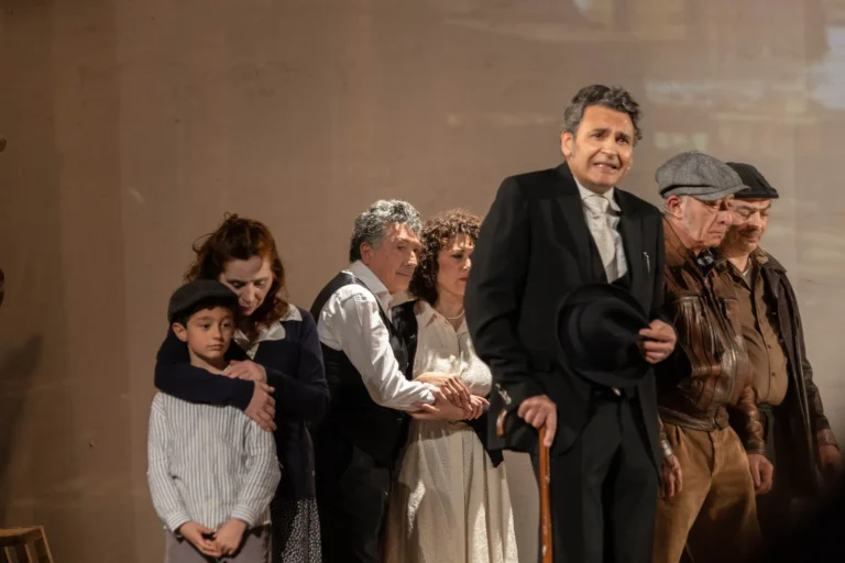 Uno sguardo dal ponte, foto di scena