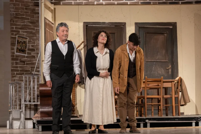 Uno sguardo dal ponte, foto di scena