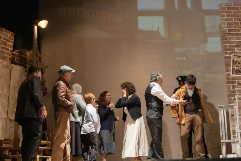 Uno sguardo dal ponte, foto di scena