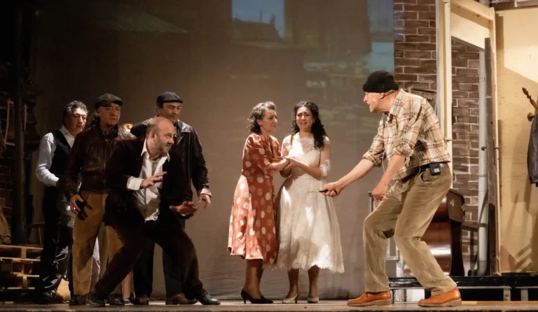 Uno sguardo dal ponte, foto di scena