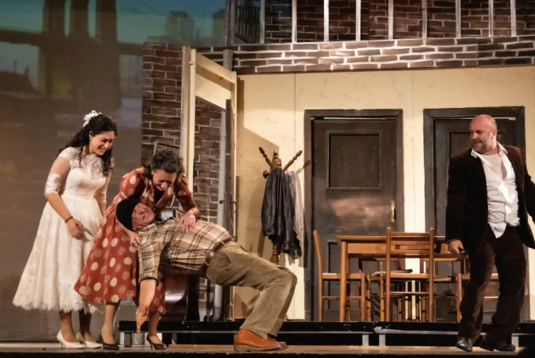 Uno sguardo dal ponte, foto di scena