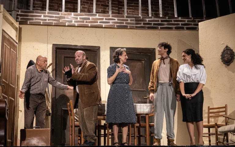 Uno sguardo dal ponte, foto di scena