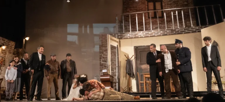 Uno sguardo dal ponte, foto di scena
